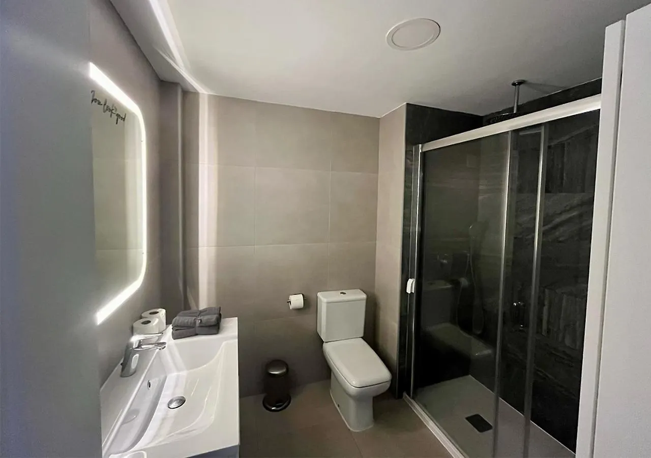 アパート Penthouse Paradise Marbella - Jacuzzi & Sea Views!