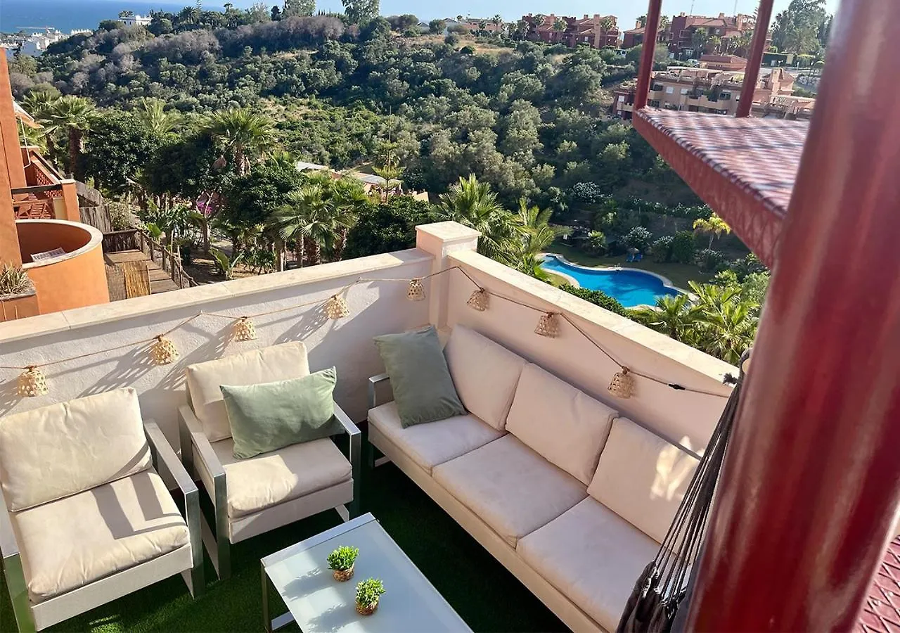 Penthouse Paradise Marbella - Jacuzzi & Sea Views! Apartment